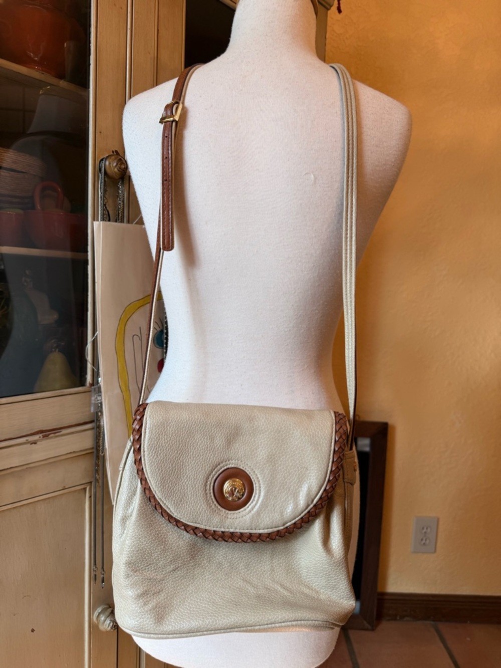 Women's Cream Crossbody Bag